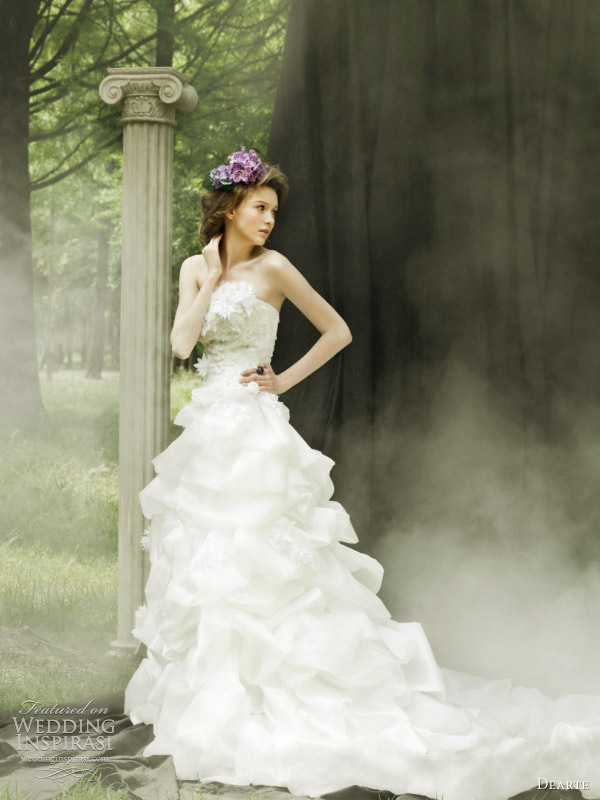 Romantic Wedding Dresses by Dearte | Wedding Inspirasi