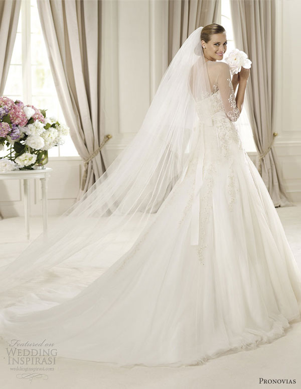 Pronovias 2013 Glamour Bridal Collection | Wedding Inspirasi