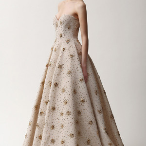 naeem khan prefall 2015 couture dresses strapless sweetheart neckline beaded embroidery ball gown