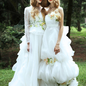 tiglily 2015 bridal amore japan romantic white wedding dresses with long sleeves style w301 strapless empire style w300