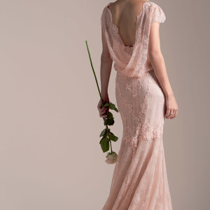 cymbeline bridal 2015 iphigenie rose pink lace wedding dress blouson scalloped cap sleeve bodice high neckline cowl back view