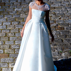 cymbeline wedding dresses 2015 bridal italie cap sleeve ball gown illusion high neckline