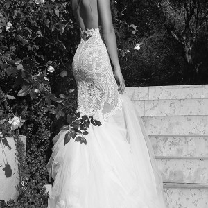 elihav sasson wedding dress 2015 strapless plunging neckline tulle bridal gown back