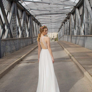 limor rosen 2015 olivia sleeveless wedding dress slit skirt illusion beaded bodice back view keyhole