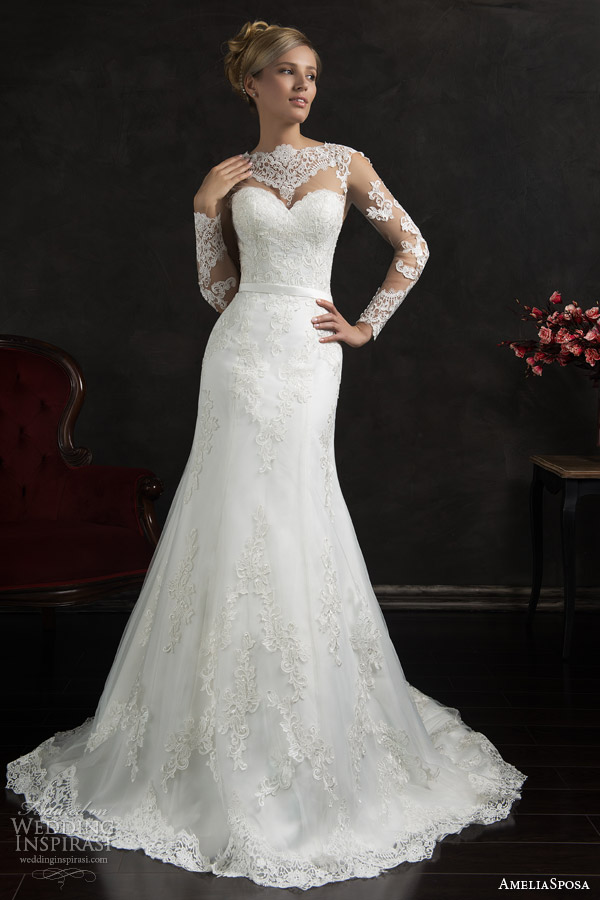 lace silhouette wedding dress