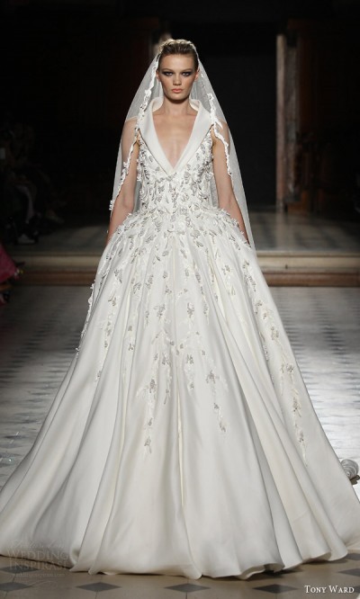 Tony Ward Fall/Winter 2015-2016 Couture Collection | Wedding Inspirasi