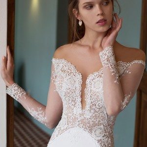 riki dalal bridal 2016 illusion long sleeves off shoulder pluging sweetheart lace sheath wedding dress (1810) zv elegant pretty romantic