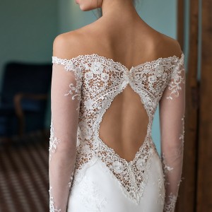 riki dalal bridal 2016 illusion long sleeves off shoulder pluging sweetheart lace sheath wedding dress (1810) zv elegant pretty romantic keyhole