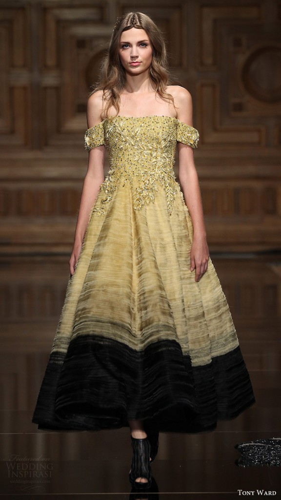 Tony Ward Fall/Winter 2016-2017 Couture Collection | Wedding Inspirasi