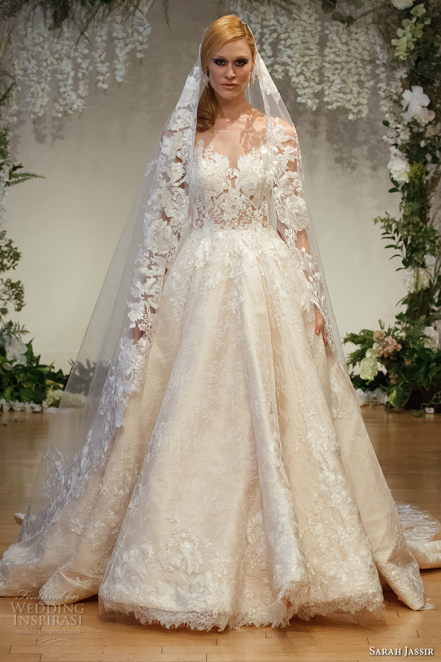 Cheers” to Something New in 2022: Wedding Inspiration & Fashion