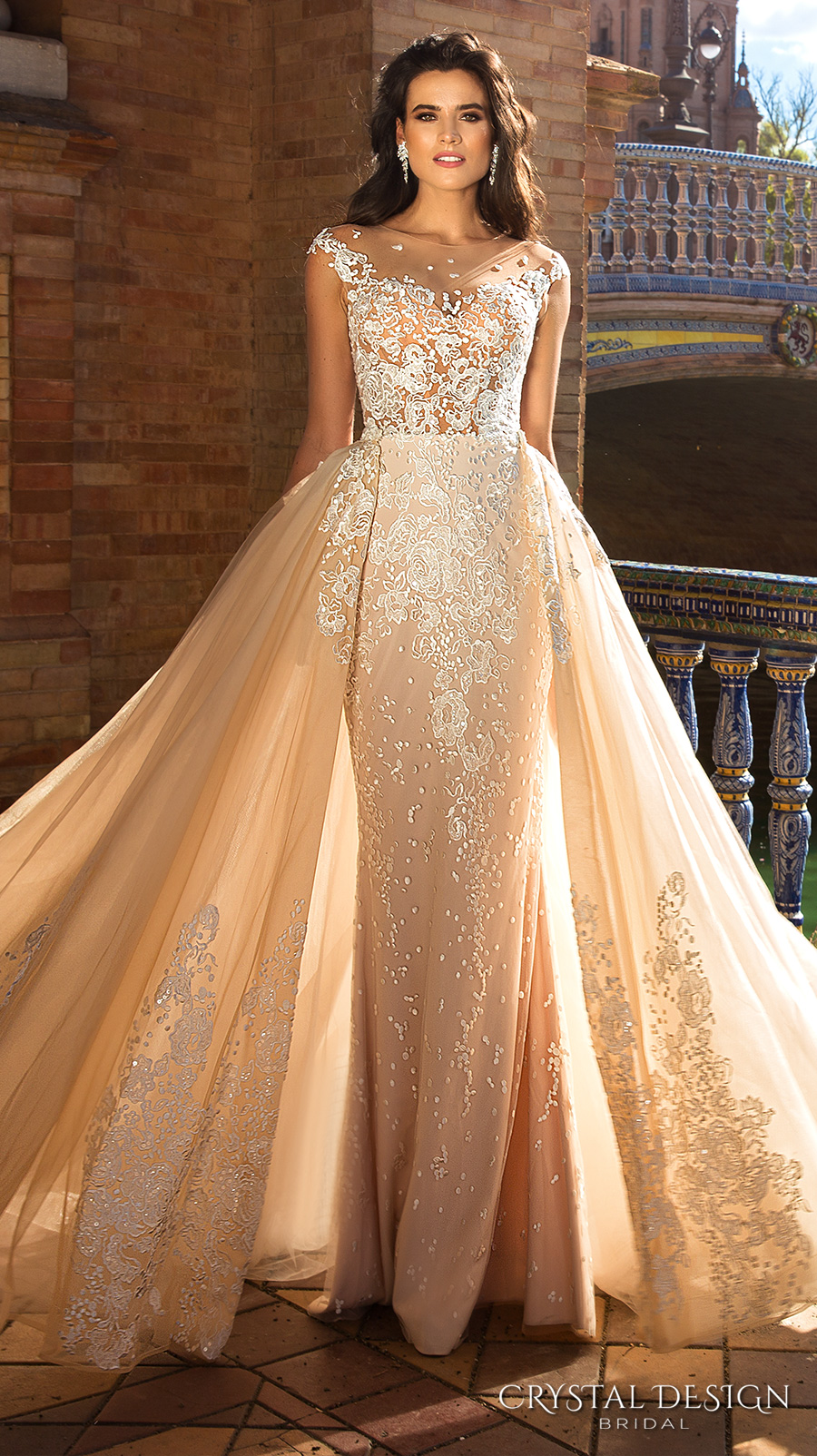 Help??off white wedding dress…what color veil?