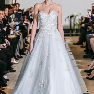 justin alexander spring 2018 bridal strapless sweetheart neckline heavily embellished bodice romantic a  line wedding dress chapel train (17) mv