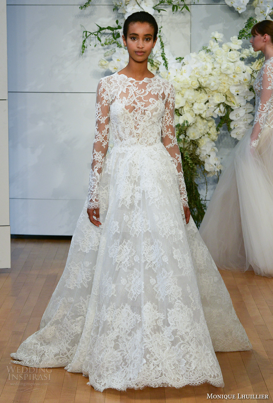 monique lhuillier long sleeve lace wedding dress