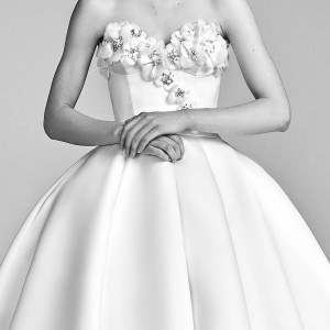 viktor and rolf spring 2018 bridal strapless sweetheart embellished neckline ball gown wedding dress (1) zv romantic