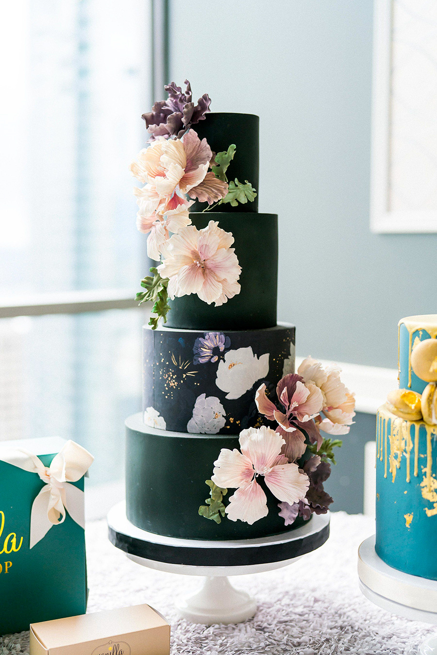 black 4 tier pink floral wedding cake (3) mv
