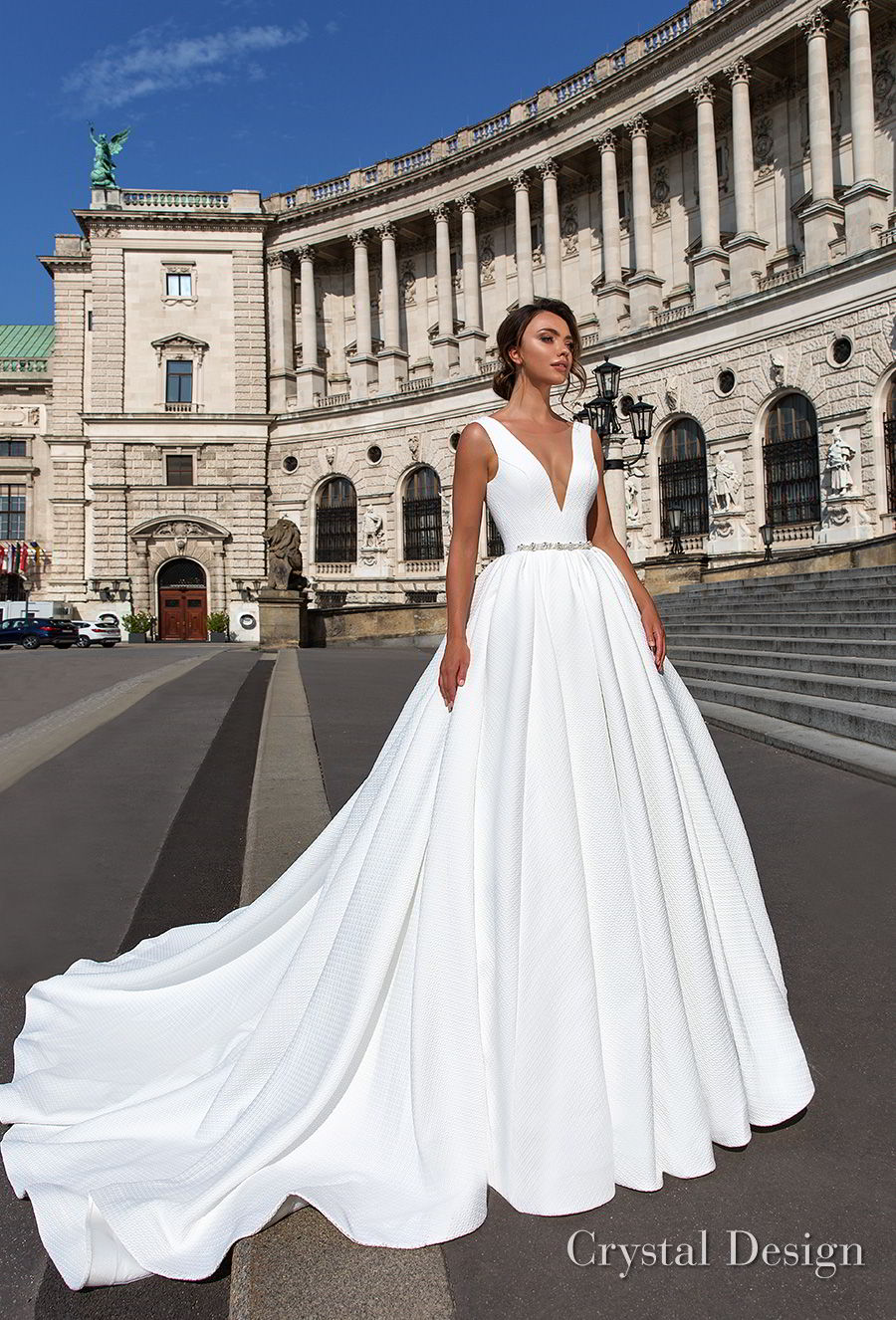 Crystal Design 2018 Wedding Dresses — “Royal Garden” & Haute