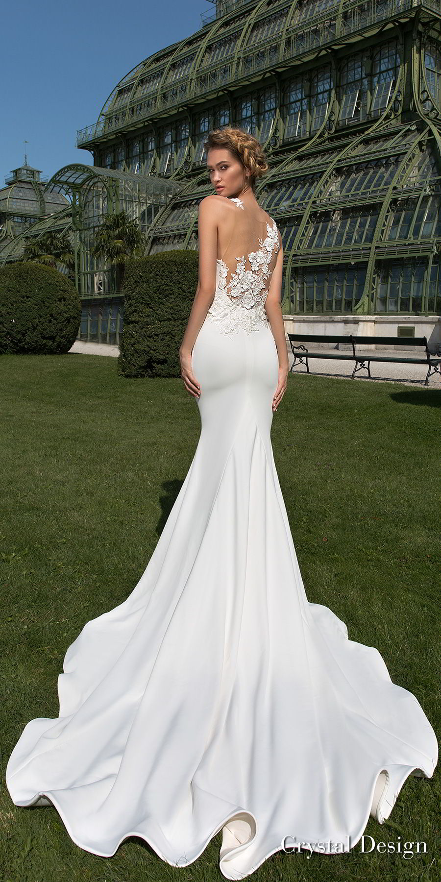 Buy Elegant Form Fitting Wedding Dresses In Stock