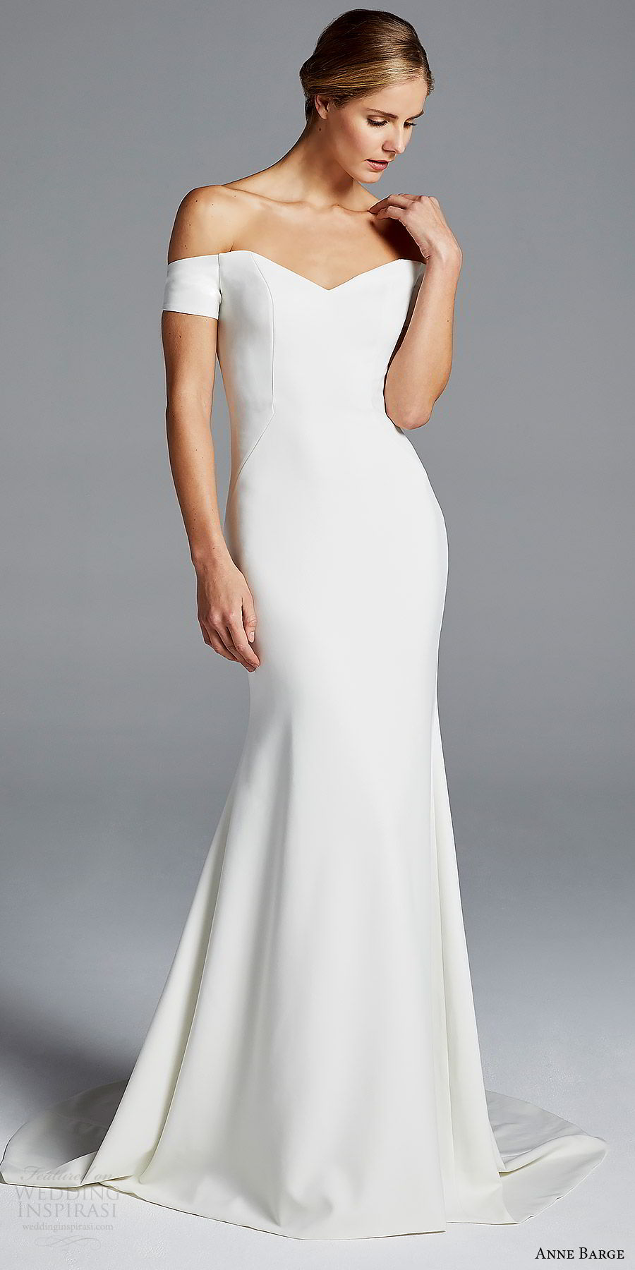 Jolie Sweetheart Neckline Mini Dress in White