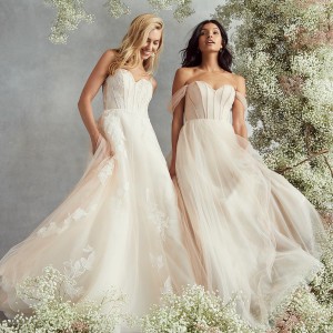 kelly faetanini fall 2020 bridal wedding inspirasi featured wedding gowns dresses and collection