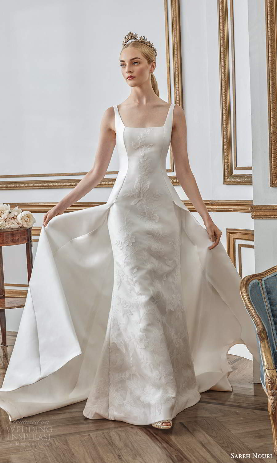 B, Flared wedding dress with square neckline