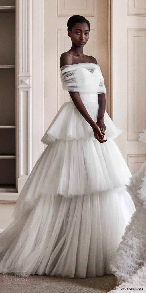 Viktor&Rolf Mariage Spring 2021 Wedding Dresses | Wedding Inspirasi