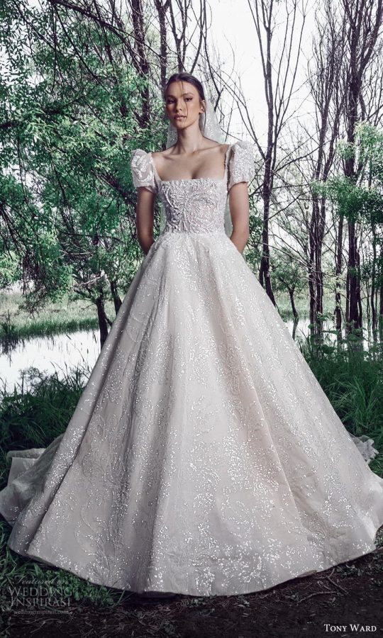 Tony Ward La Mariée Spring 2022 Wedding Dresses | Wedding Inspirasi