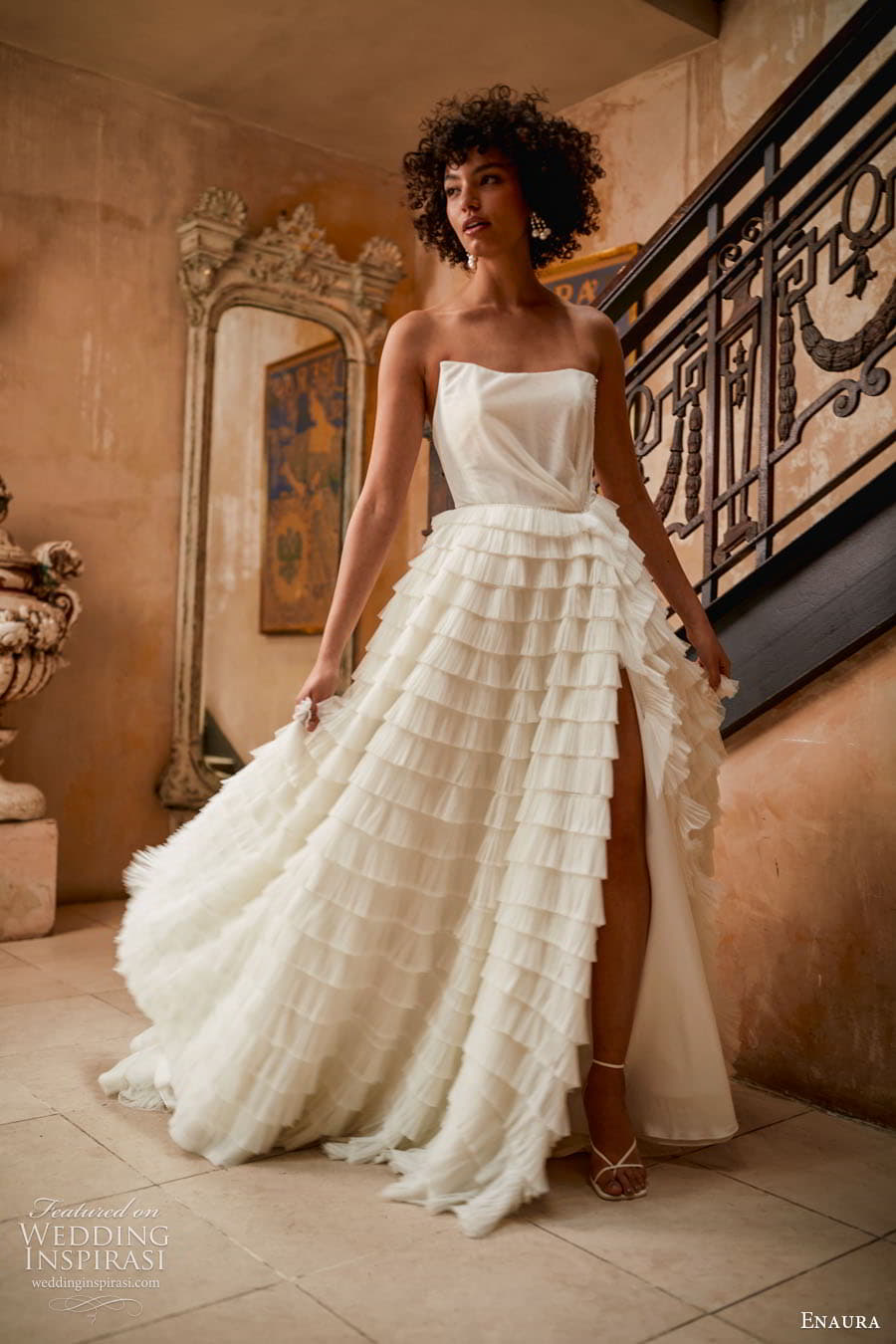 https://www.weddinginspirasi.com/wp-content/uploads/2023/05/enaura-spring-2024-bridal-sleeveless-strapless-sweetheart-neckline-embellisged-sheath-a-line-ball-gown-wedding-dress-chapel-train-ava.jpg